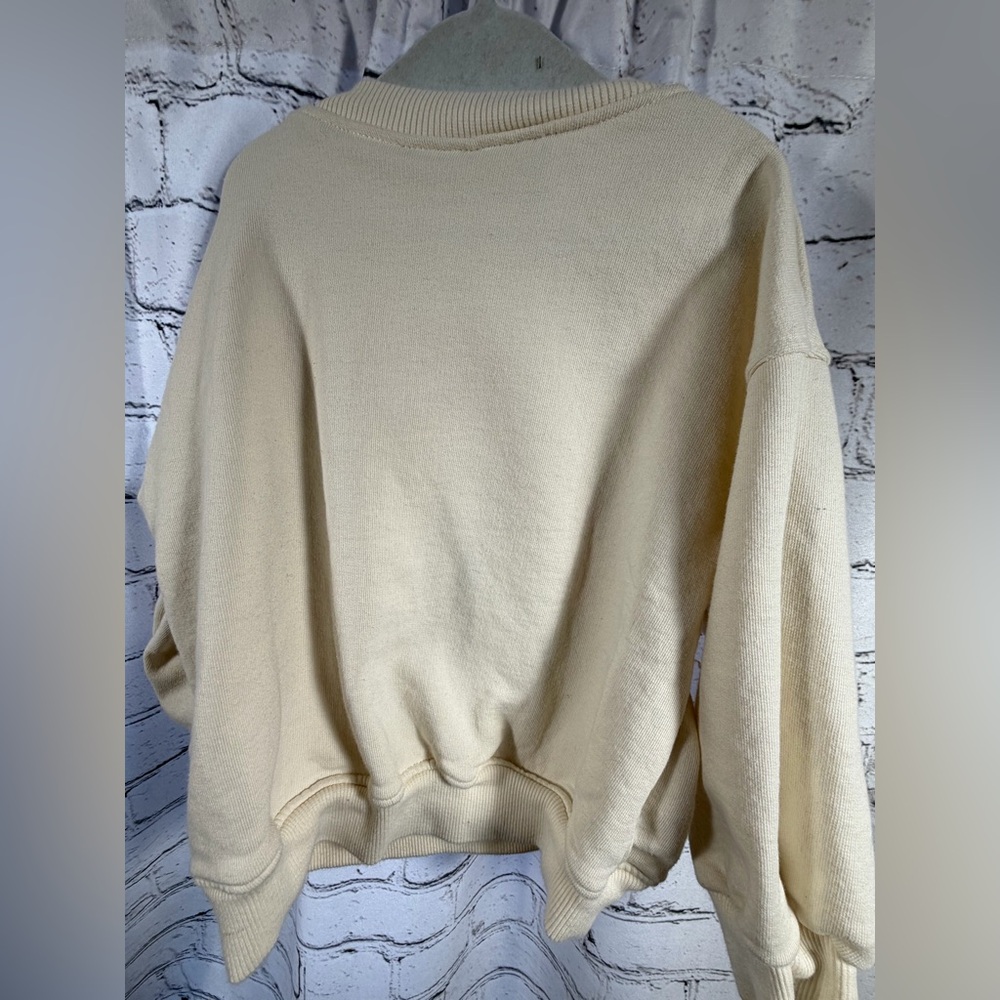 Zara Disney Classics Stitch Cream Sweater EUC - Picture 5 of 5